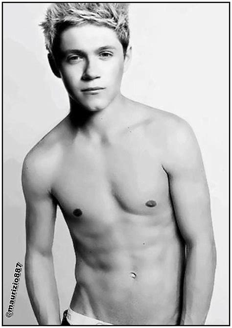 1 direction shirtless|One Direction Shirtless GIFs .